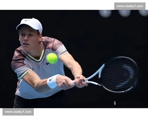 辛纳法网两度落泪引热议:德约若进决赛,结局是否改写?